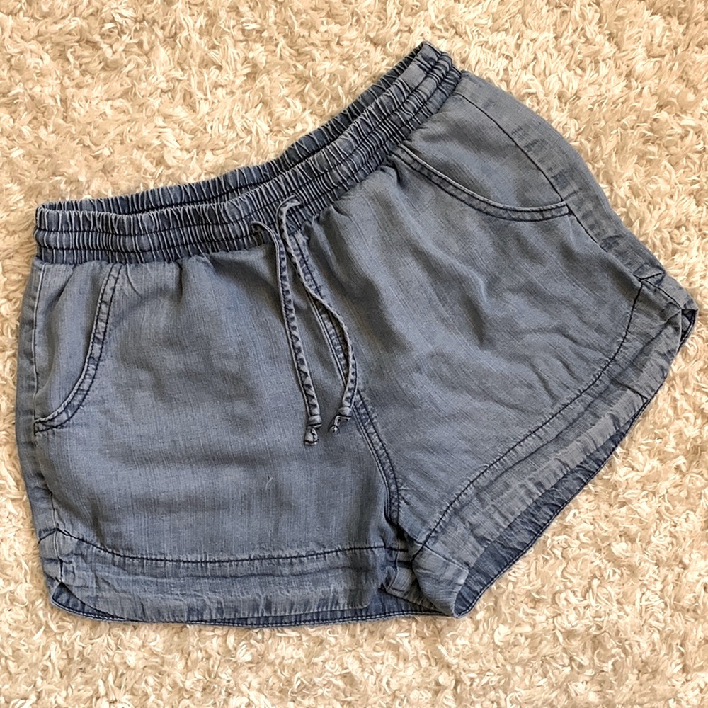Chambray tie shorts | Universal Thread
